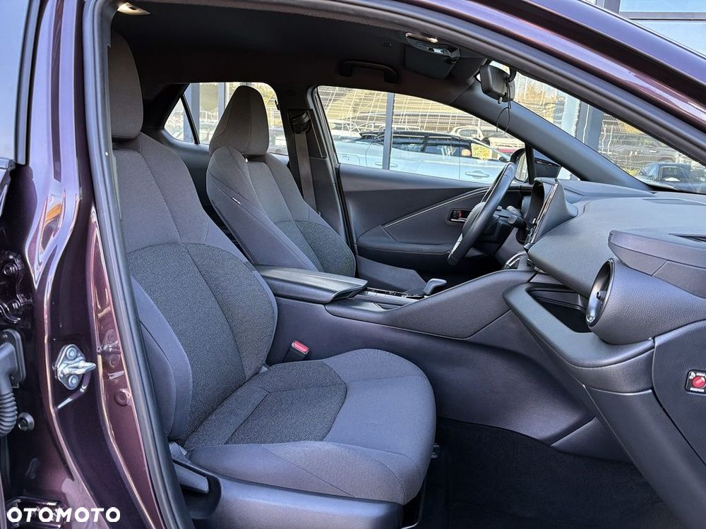 Toyota C-HR - 12