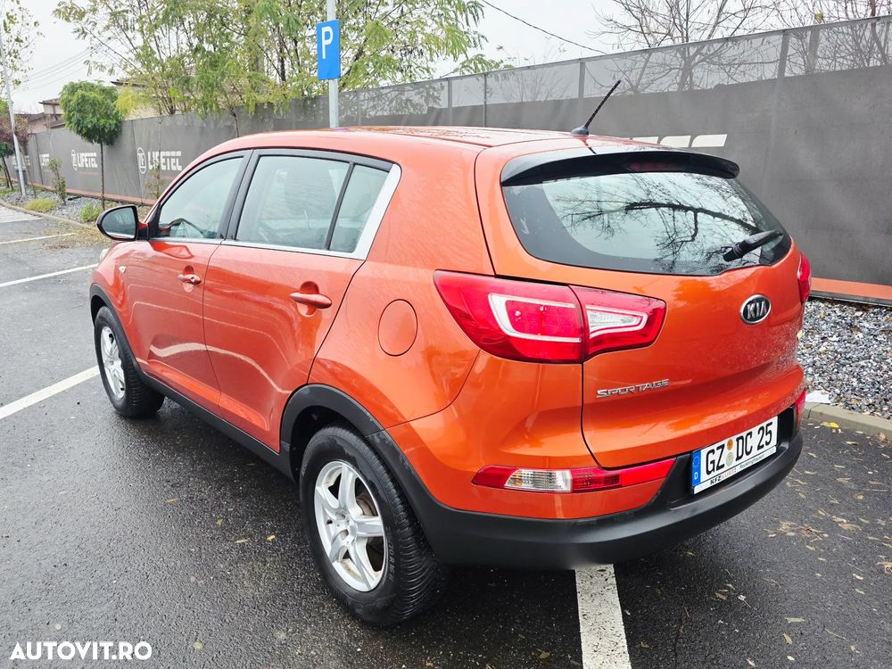 Kia Sportage 1.7 CRDI 2WD Spirit - 16
