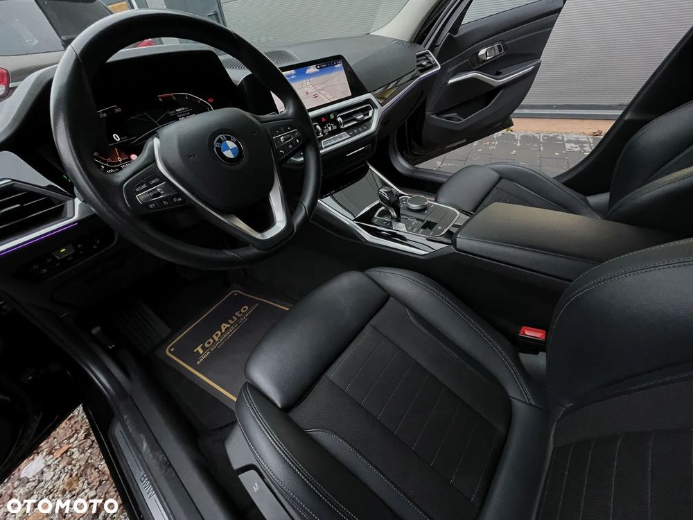 BMW Seria 3 320d Edition M Sport Shadow - 19