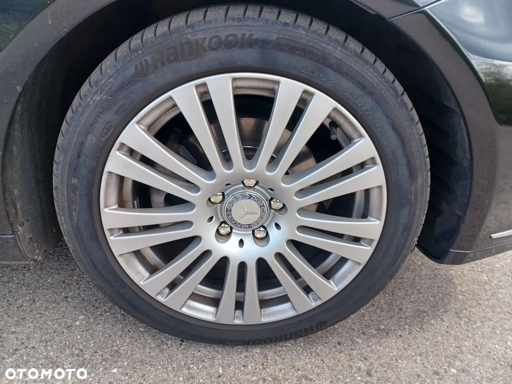 Mercedes-Benz Klasa E - 33
