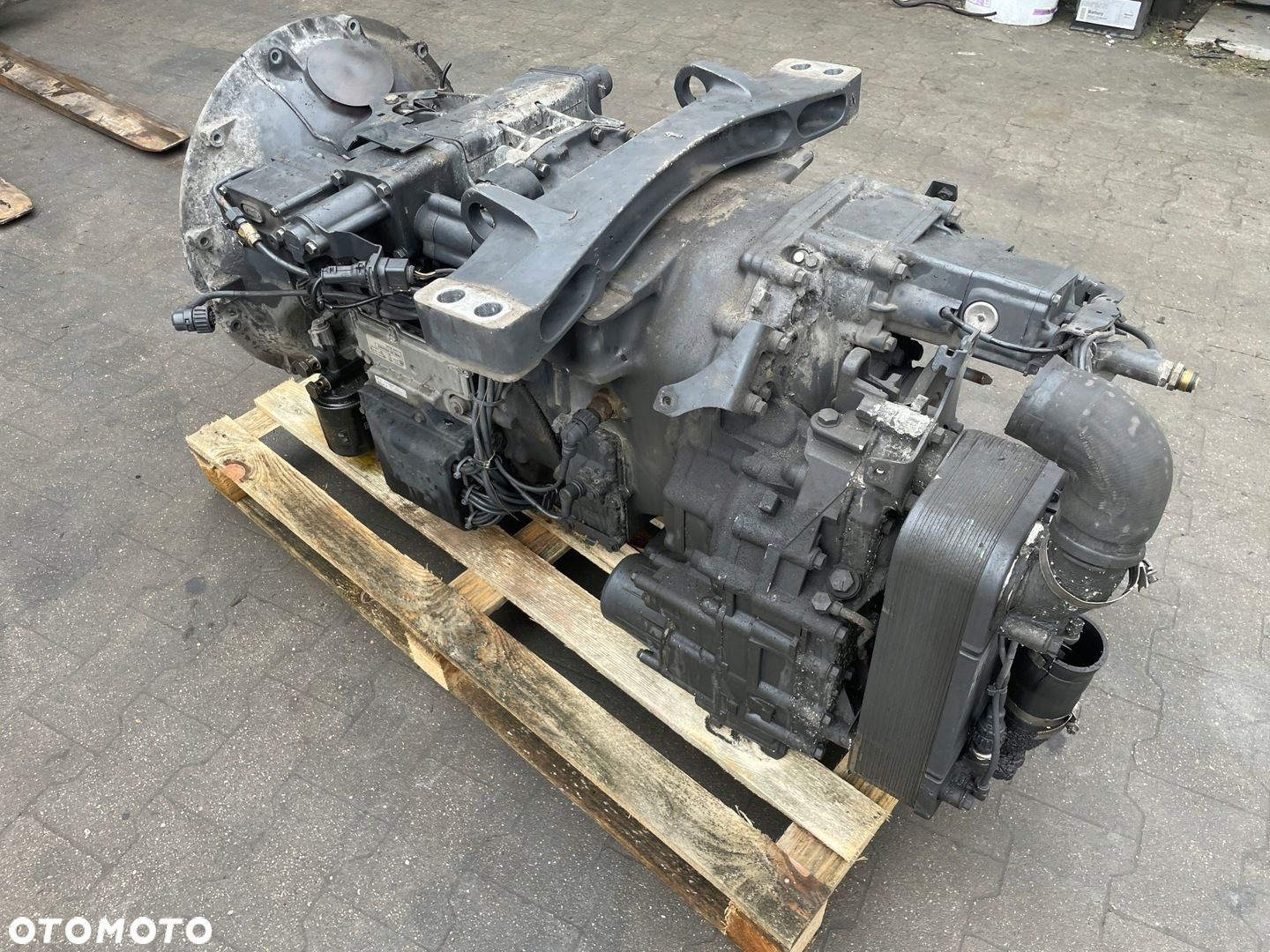 SKRZYNIA BIEGÓW MAN SCANIA RETARDER KOMPLETNA 2433418 - 8