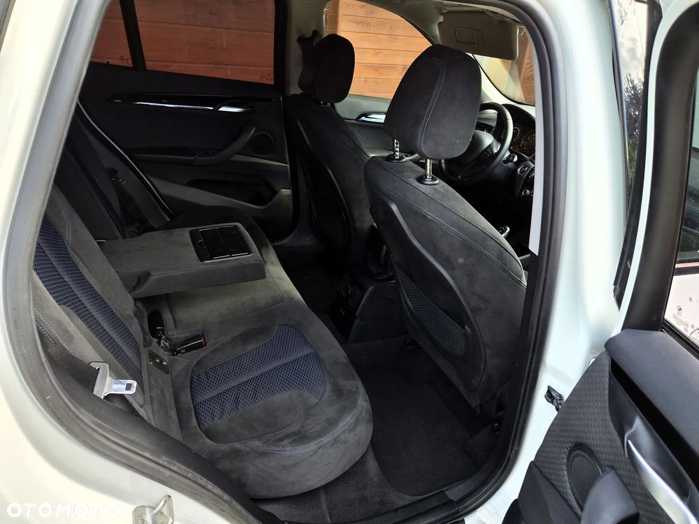BMW X1 sDrive18d Advantage sport - 17