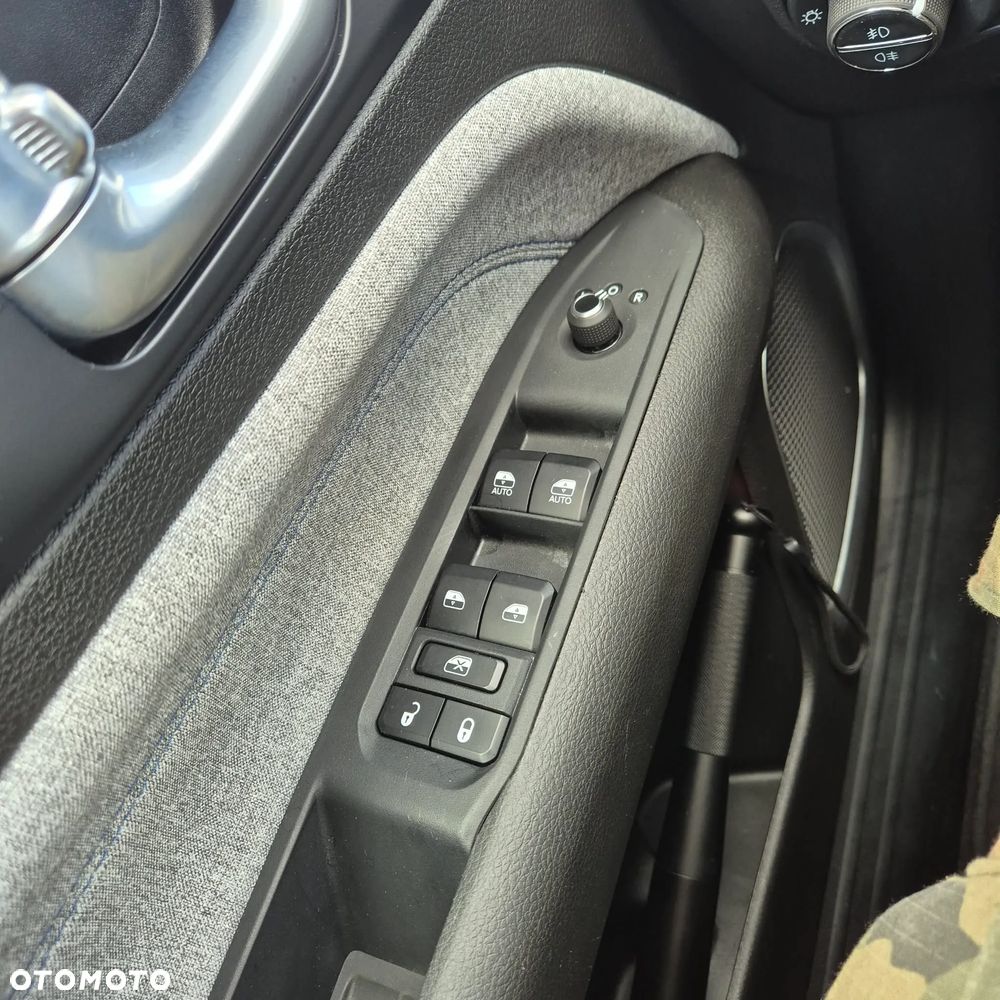 Jeep Compass - 21