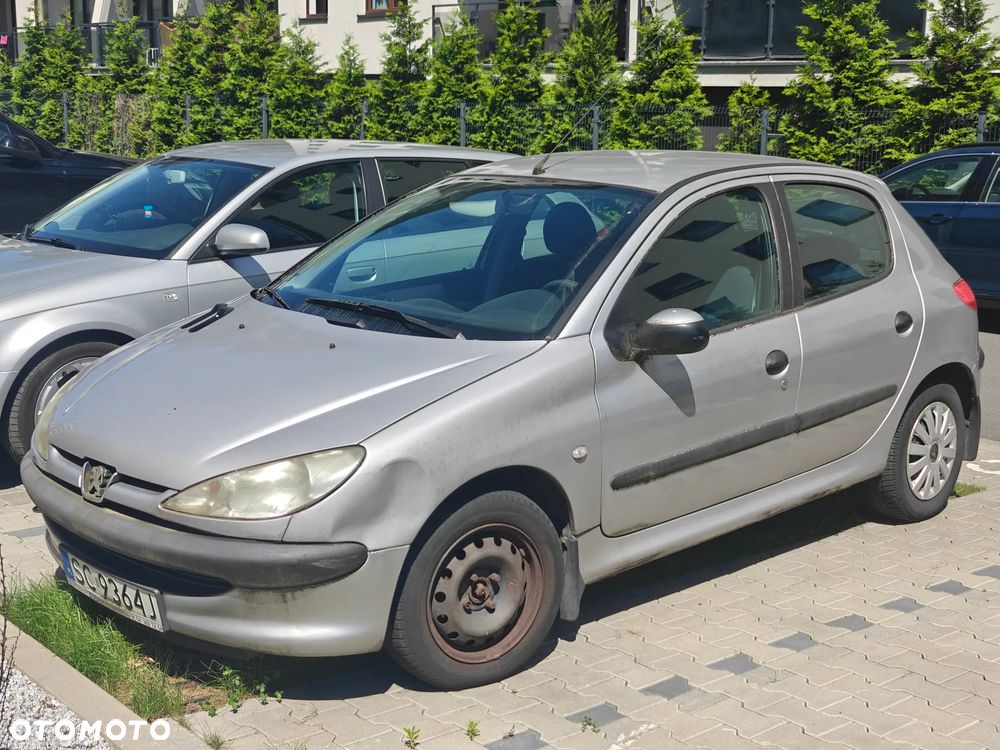 Peugeot 206 1.1 XR - 1