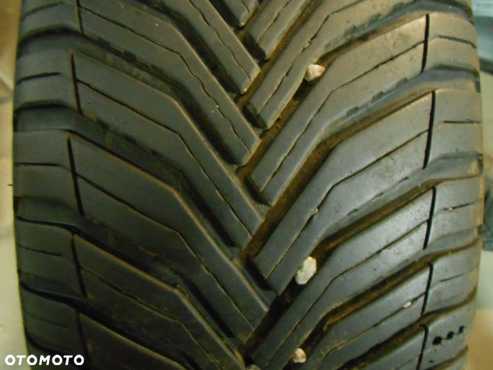 OPONA POJEDYNKA 195/60R15 MICHELIN CROSS CLIMATE 2 DOT 4821 7.9MM - 2