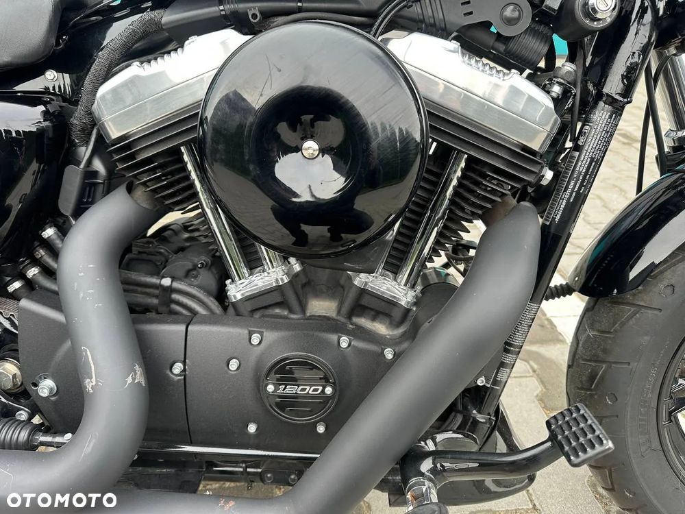 Harley-Davidson Sportster Forty-Eight - 13