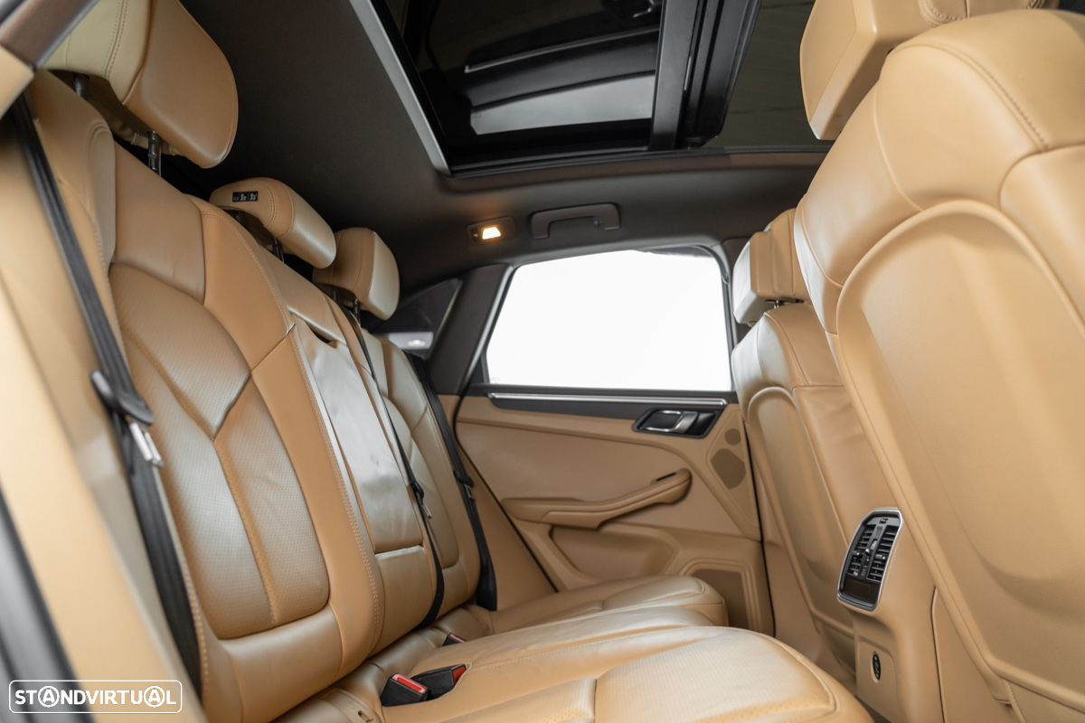 Porsche Macan Standard - 21