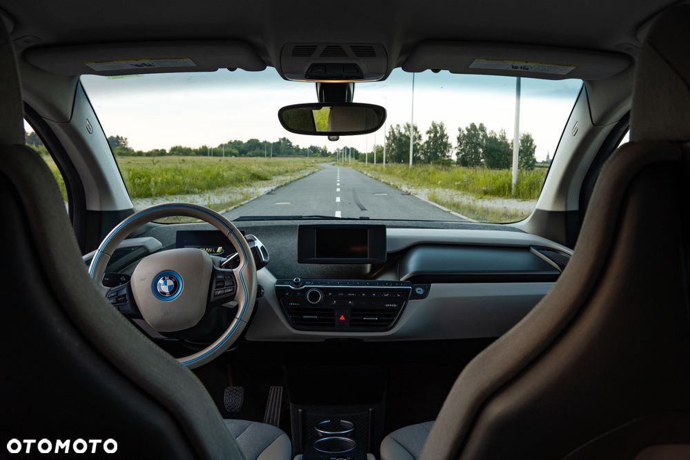 BMW i3 Standard - 24