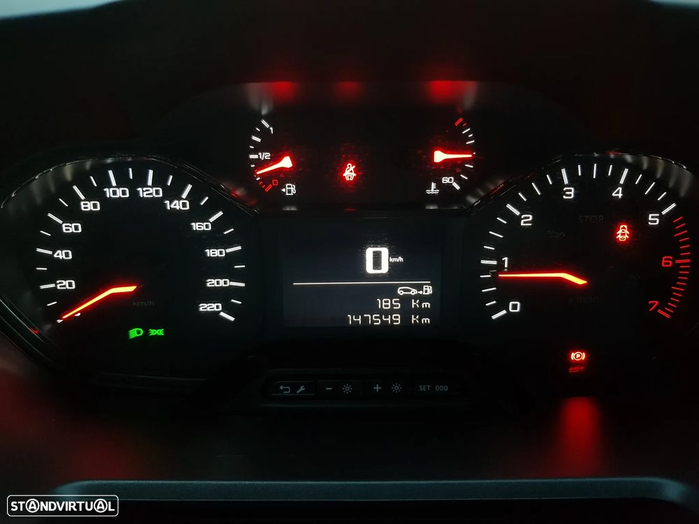 Peugeot Partner 3 Lugares - 28