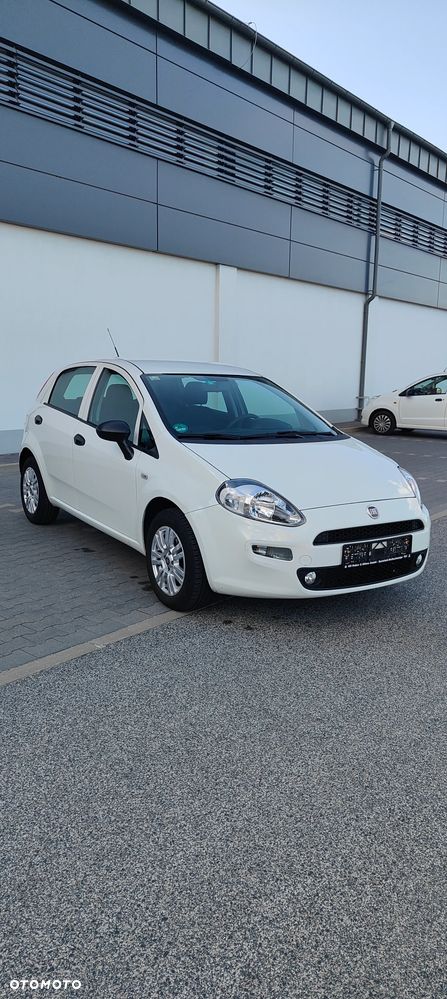 Fiat Punto Evo 1.4 8V Estiva Blue&Me - 34