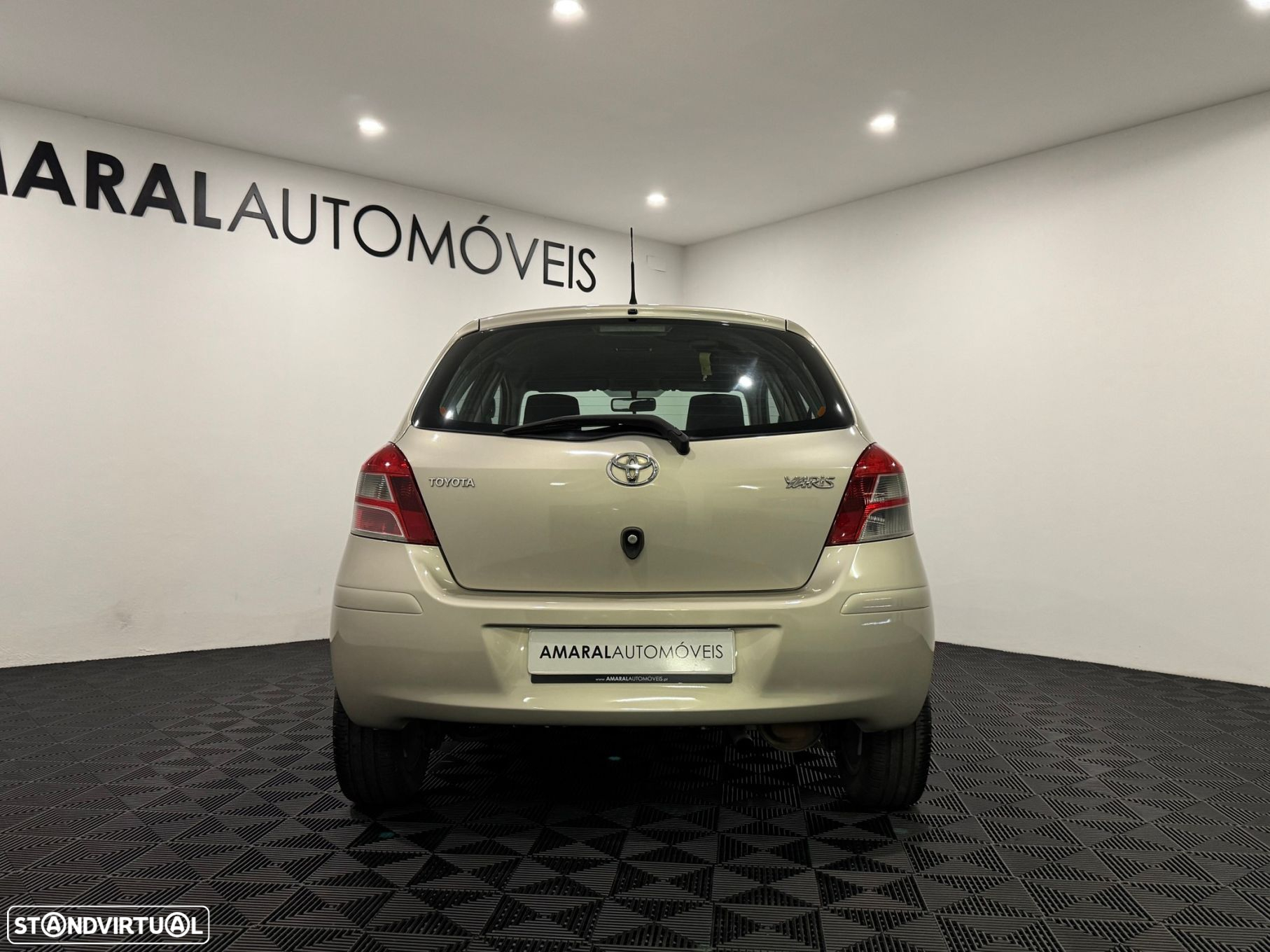 Toyota Yaris 1.33 VVT-i Comfort+AC - 5