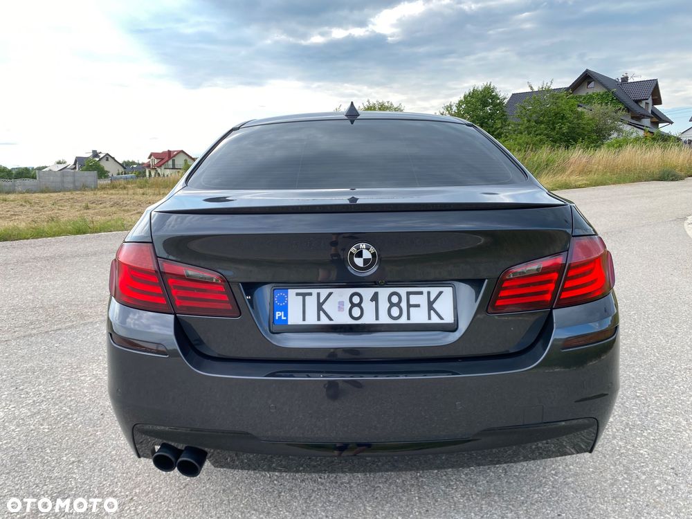 BMW Seria 5 520d Sport-Aut - 33