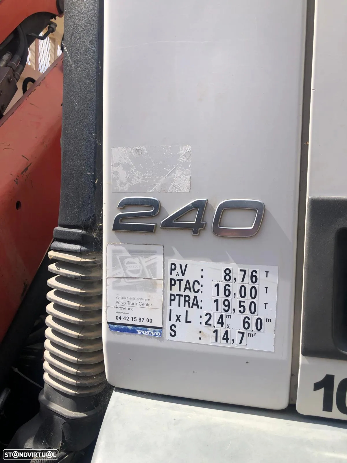 Volvo FL 240 Cx BAIXAS E ALTAS C/ GRUA PK12001-EH C7 COMANDO - 2
