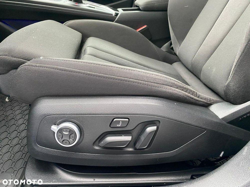 Audi A4 Allroad - 11