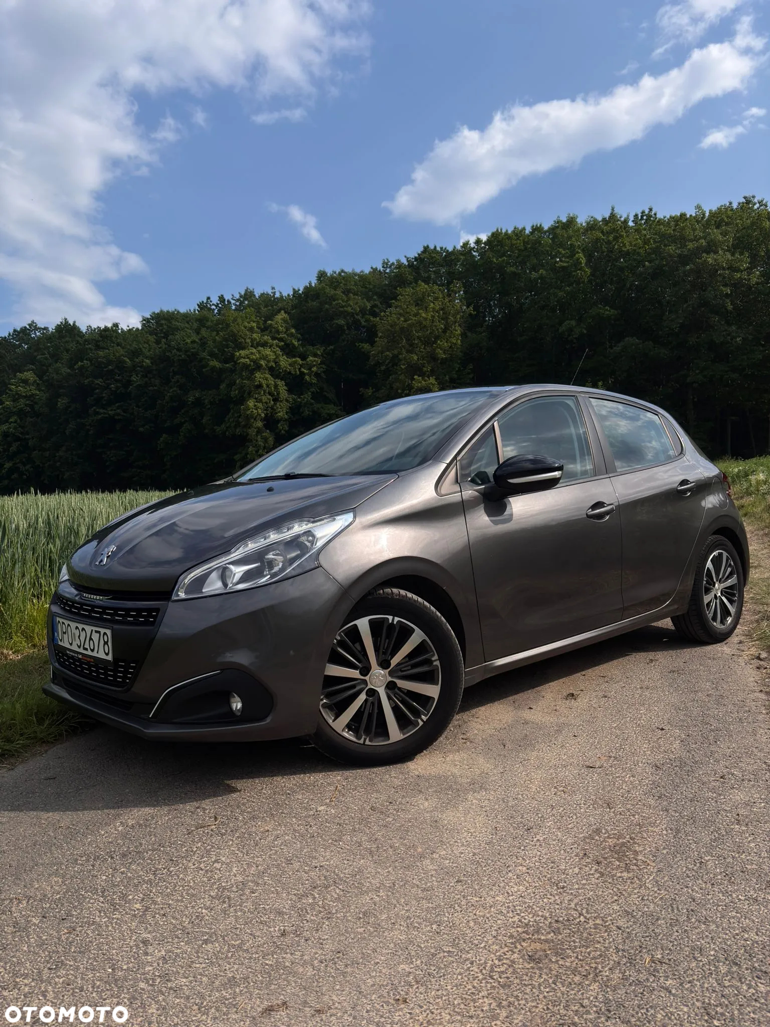 Peugeot 208 - 3