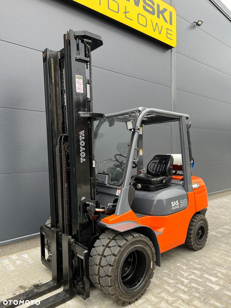 Toyota 02-7FGF30 - 4