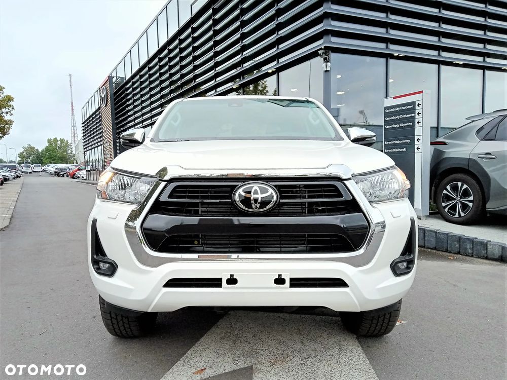 Toyota Hilux 2.8 D-4D Double Cab SR5 4x4 - 9