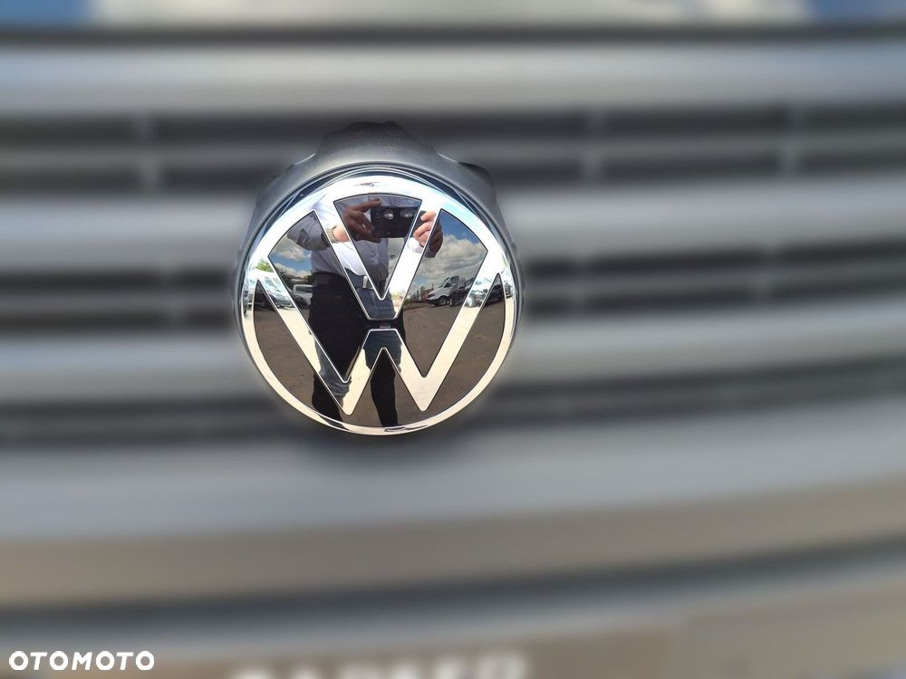 Volkswagen Crafter Furgon 4490 - 12