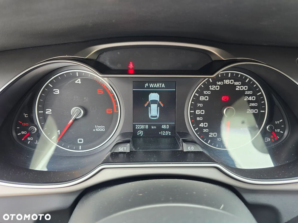 Audi A4 Avant - 25