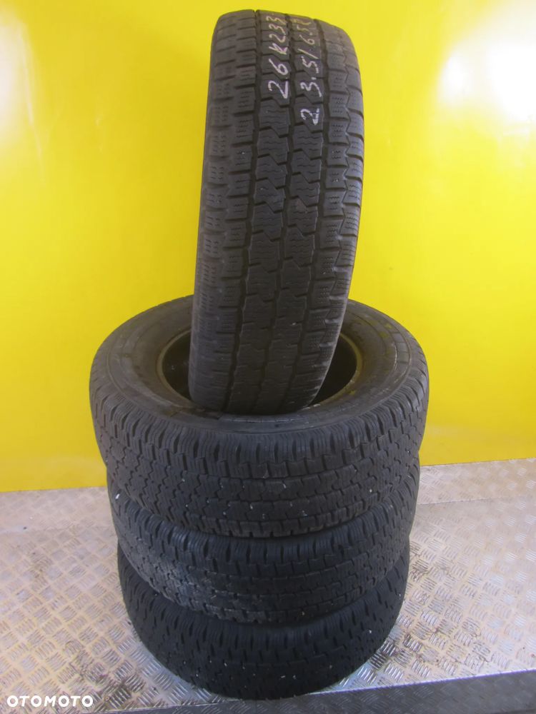 Opona Continental VancoFour Season 2 235/65 R16C - 1