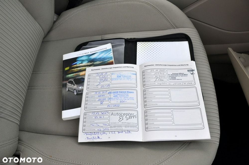 Ford Grand C-MAX - 40