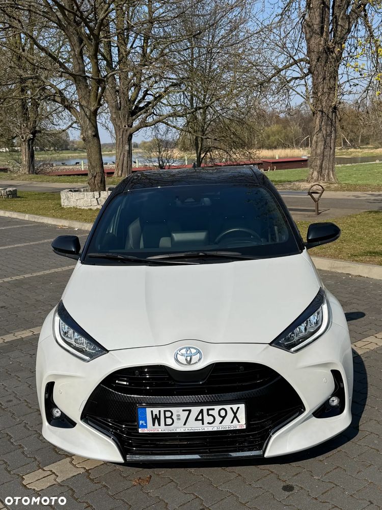 Toyota Yaris 1.5 Style CVT - 3