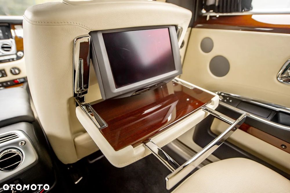 Rolls-Royce Ghost - 20