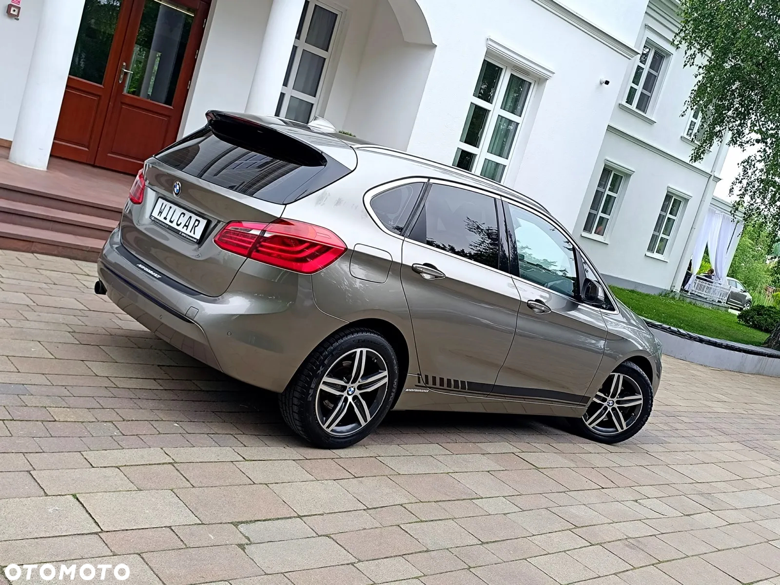 BMW Seria 2 218d Sport Line - 12