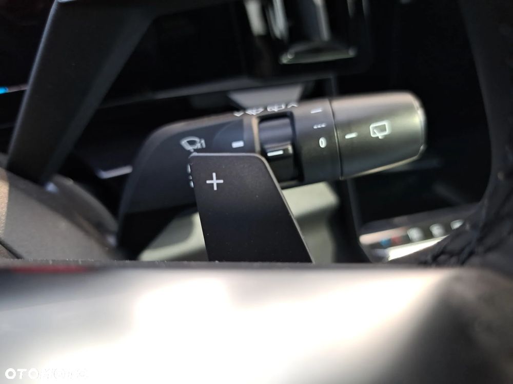 Renault Austral 1.2 E-Tech Full Hybrid 200 Iconic MMT - 16