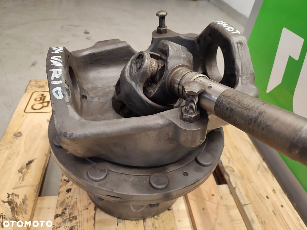Zwolnica ze zwrotnicą Fendt 824 Vario (75506078619) - 5