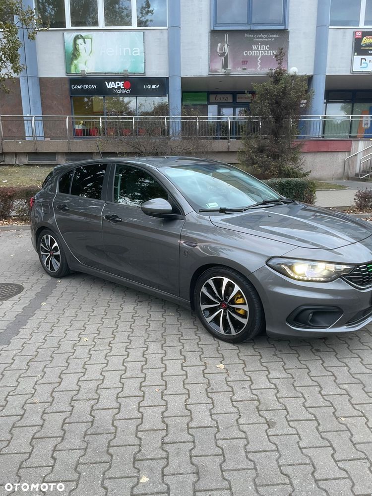 Fiat Tipo 1.4 T-Jet 16v Lounge EU6 - 1