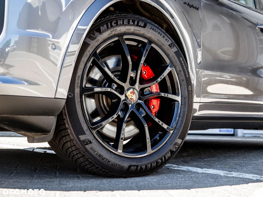 Porsche Cayenne S E-Hybrid PHEV - 6
