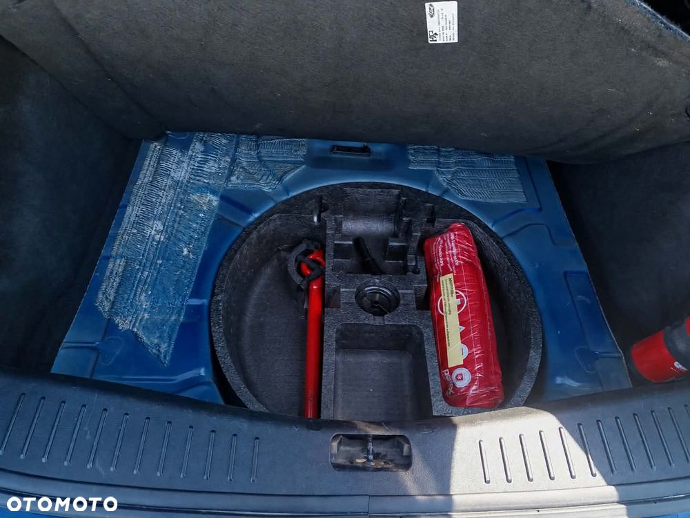 Ford Focus 1.6 Sport - 11