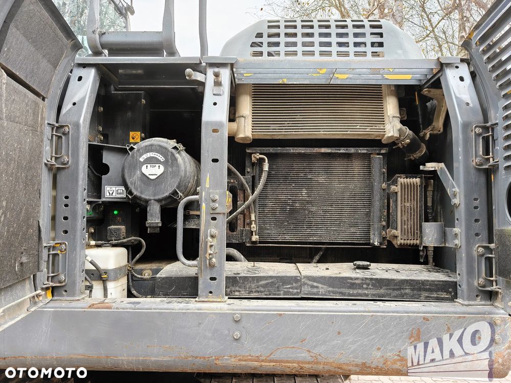 Komatsu PC290LC-10 - 15