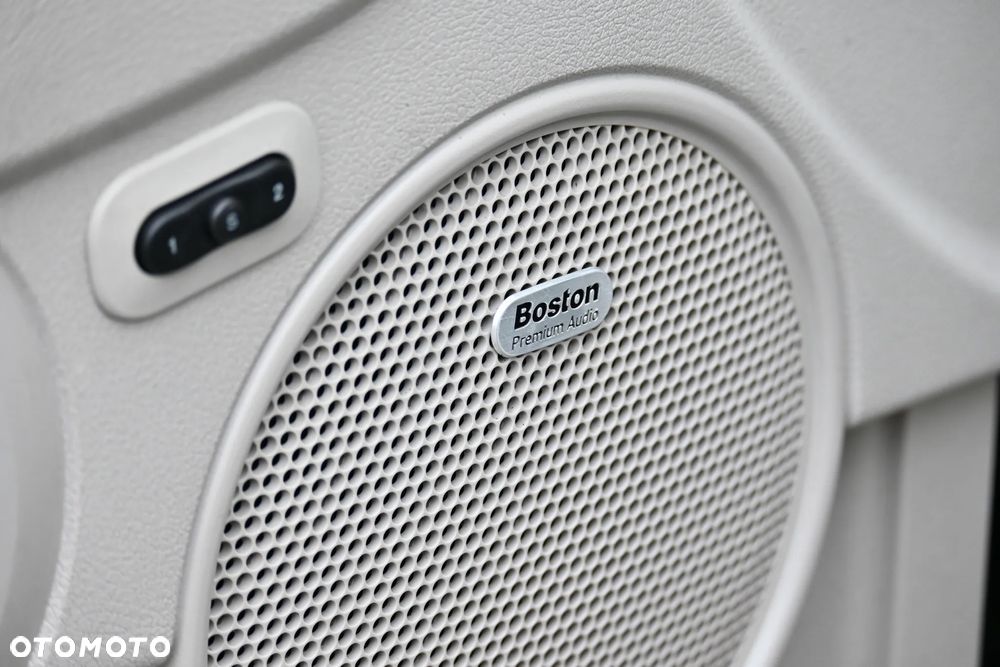 Jeep Commander 3.0 CRD DPF Automatik Limited - 22