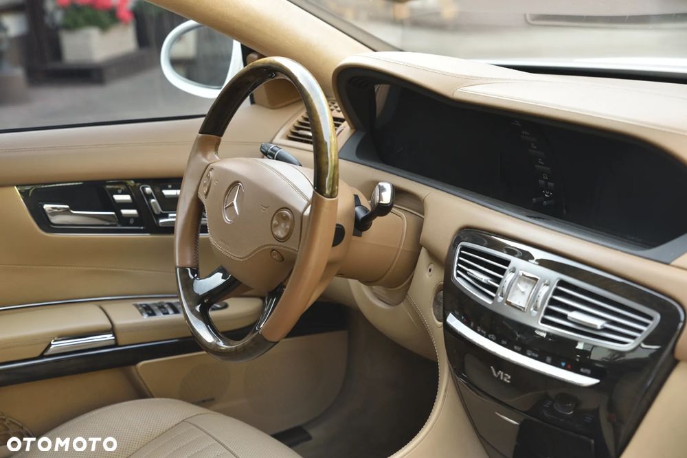 Mercedes-Benz CL 600 - 20