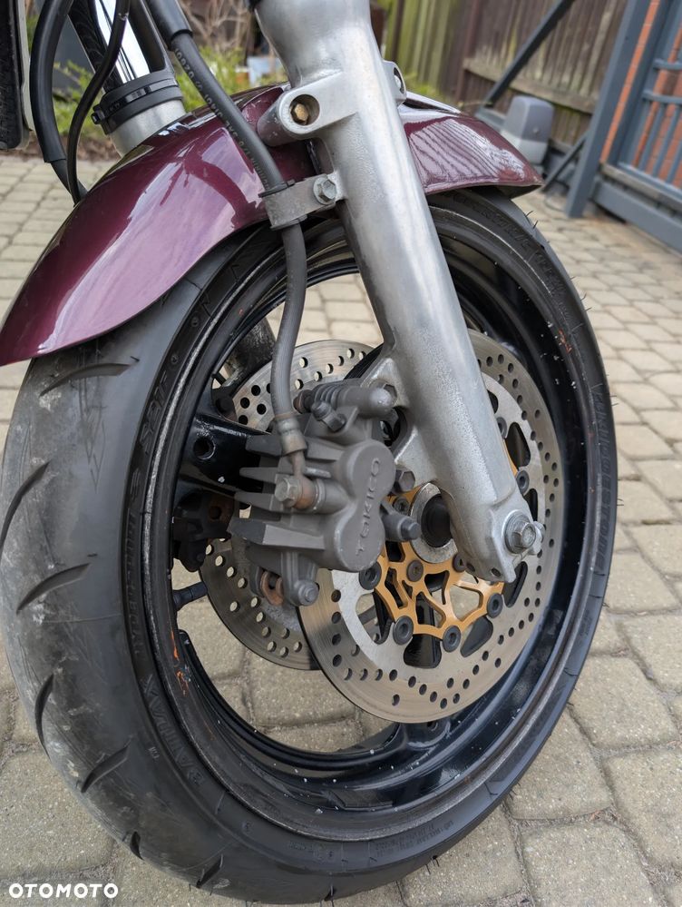 Suzuki SV - 16