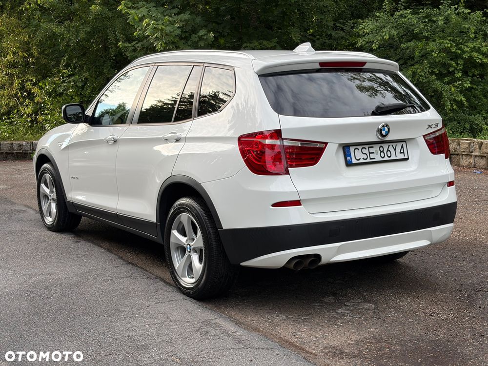 BMW X3 28i xDrive - 3