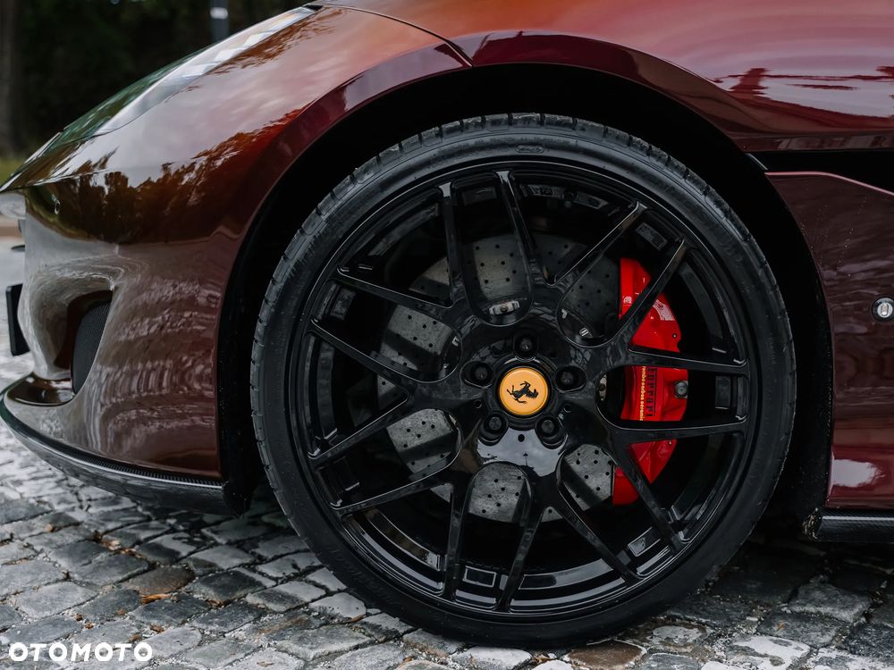 Ferrari Portofino - 31