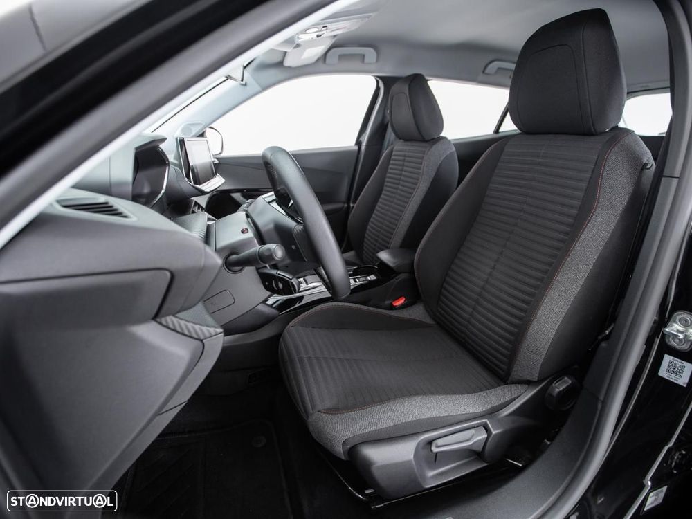 Peugeot e-2008 50 kWh Active - 8