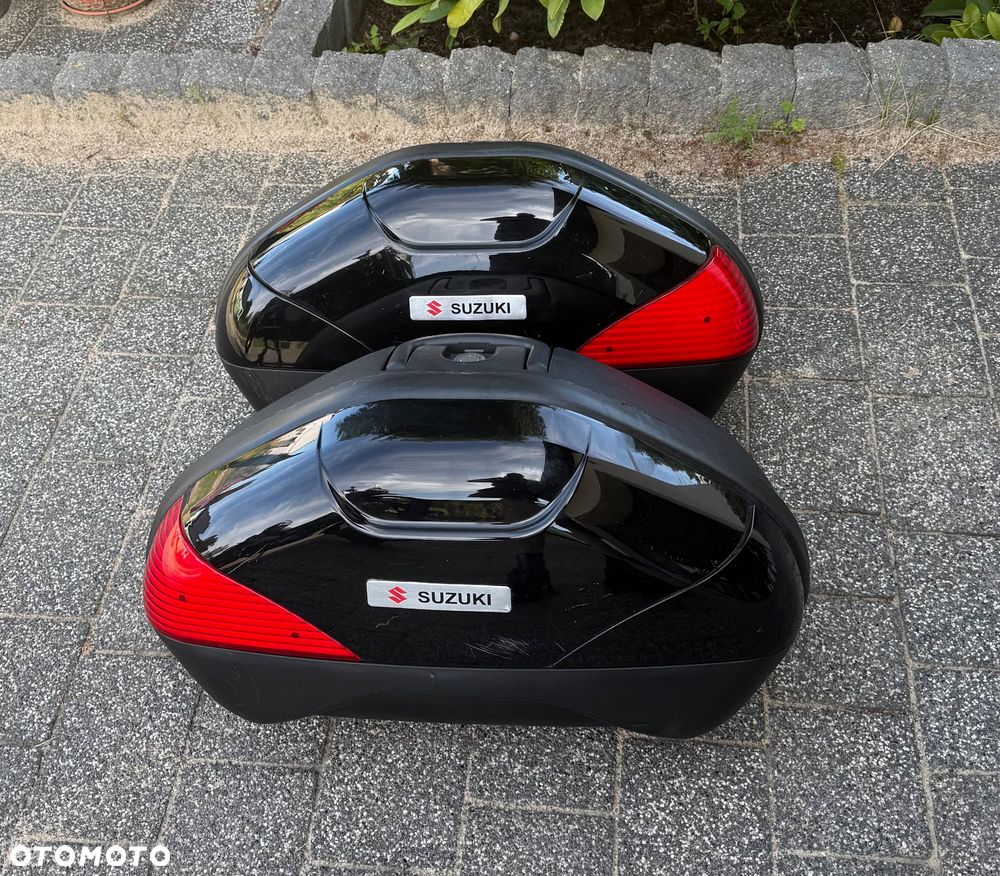 Suzuki V-STROM - 11