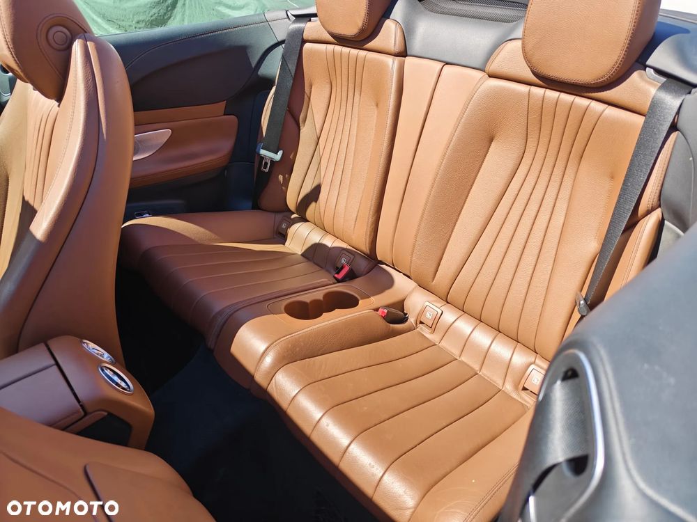 Mercedes-Benz Klasa E 300 9G-TRONIC Avantgarde - 25