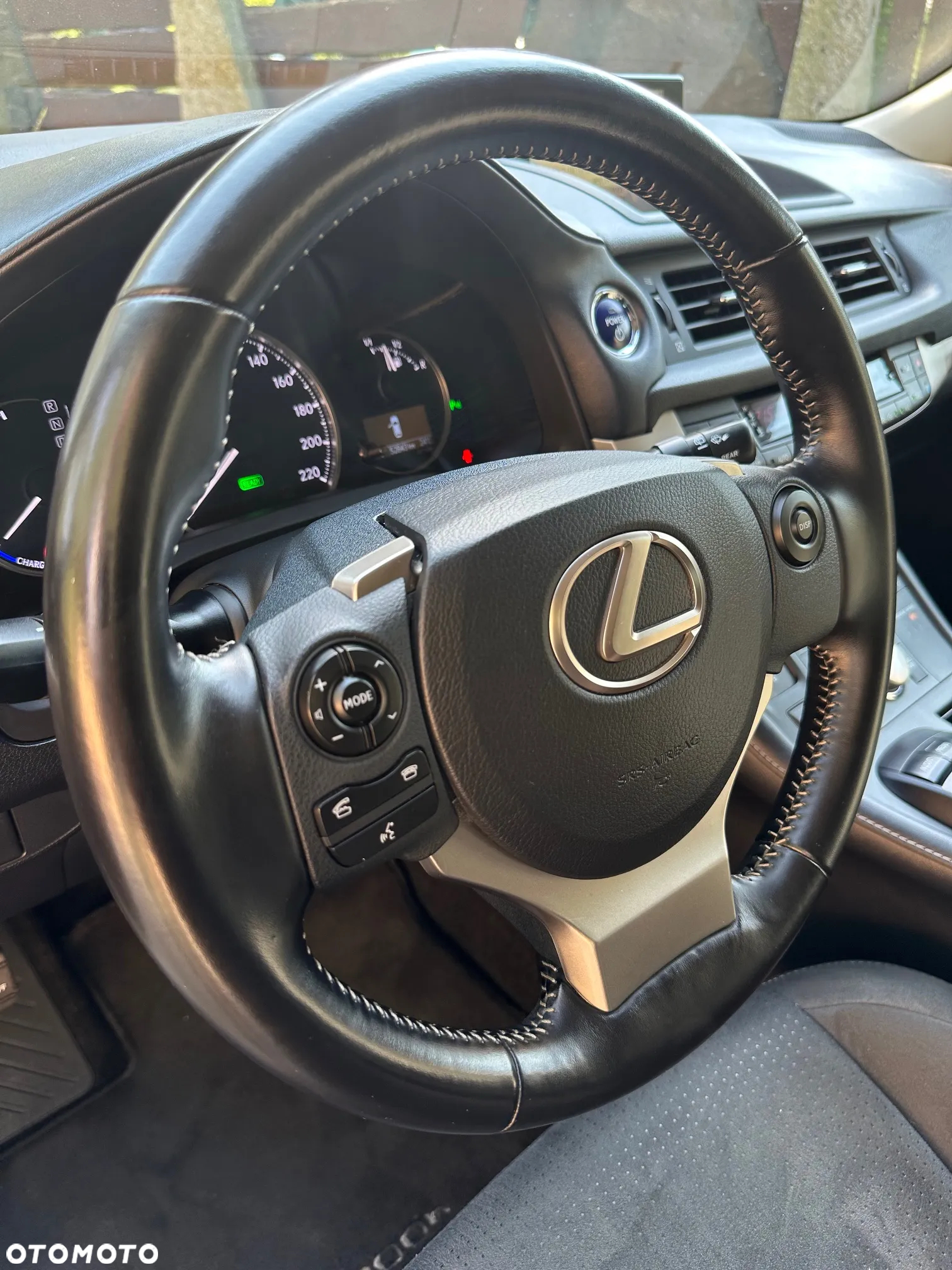 Lexus CT 200h Dynamic Line - 25
