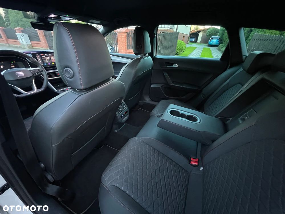 Seat Leon Sportstourer 2.0 TDI FR DSG - 37