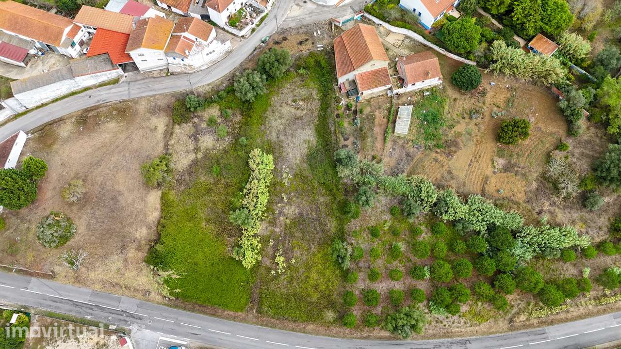 Terreno com área urbanizável - Grande imagem: 4/11