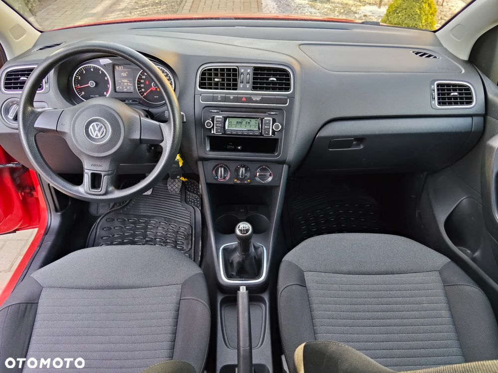Volkswagen Polo 1.4 Comfortline - 29