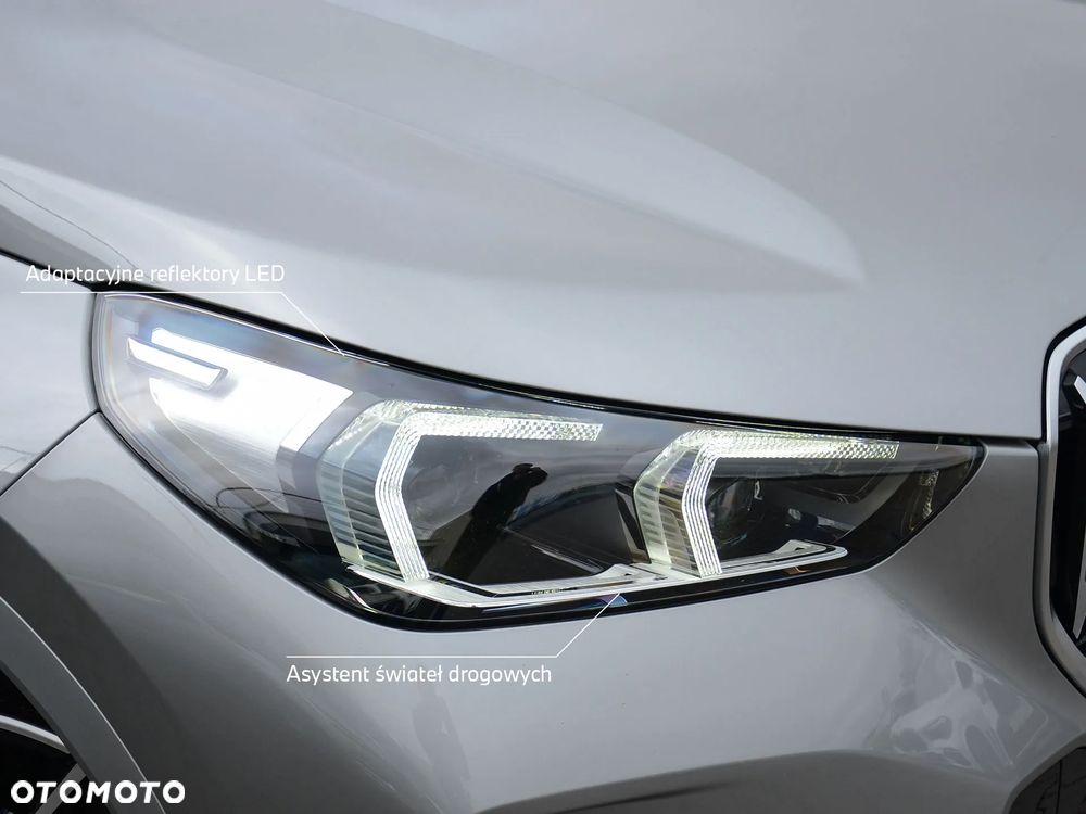 BMW X1 sDrive20i - 11