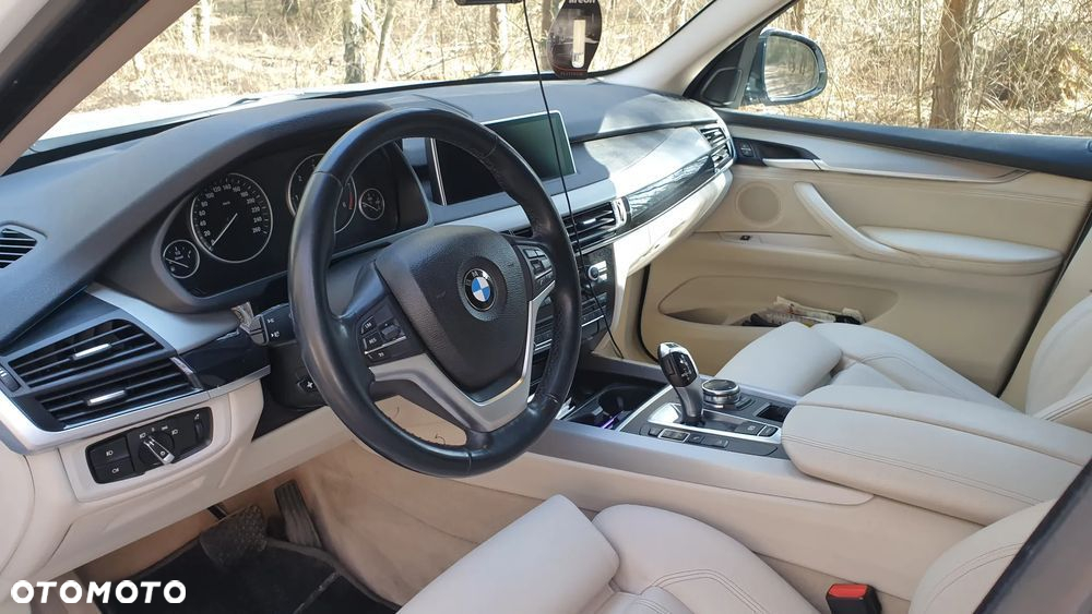 BMW X5 xDrive25d - 7
