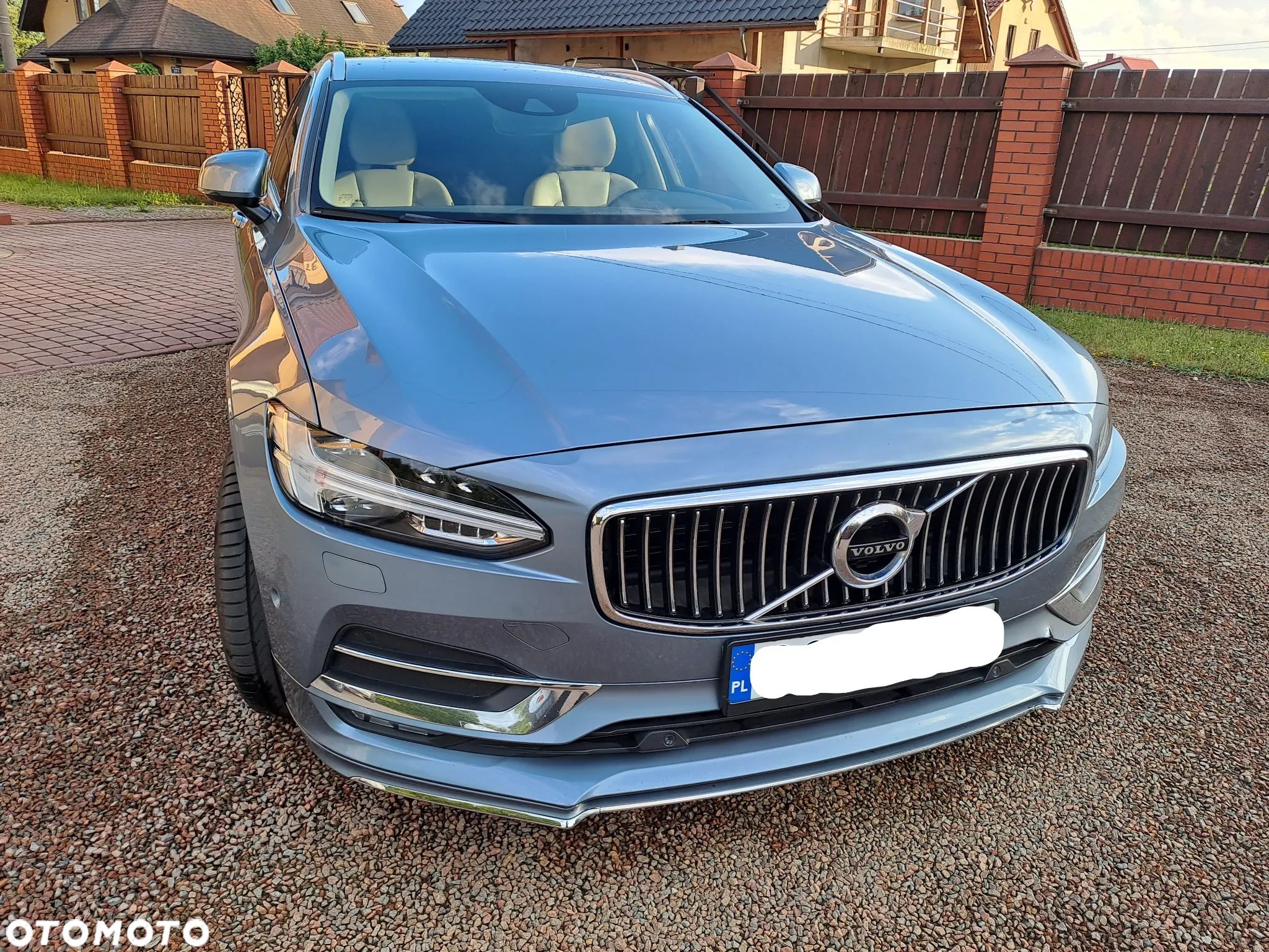 Volvo XC 70 - 1
