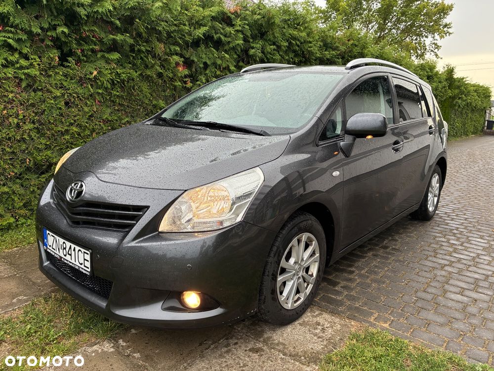 Toyota Verso 1.8 Premium 7os - 6